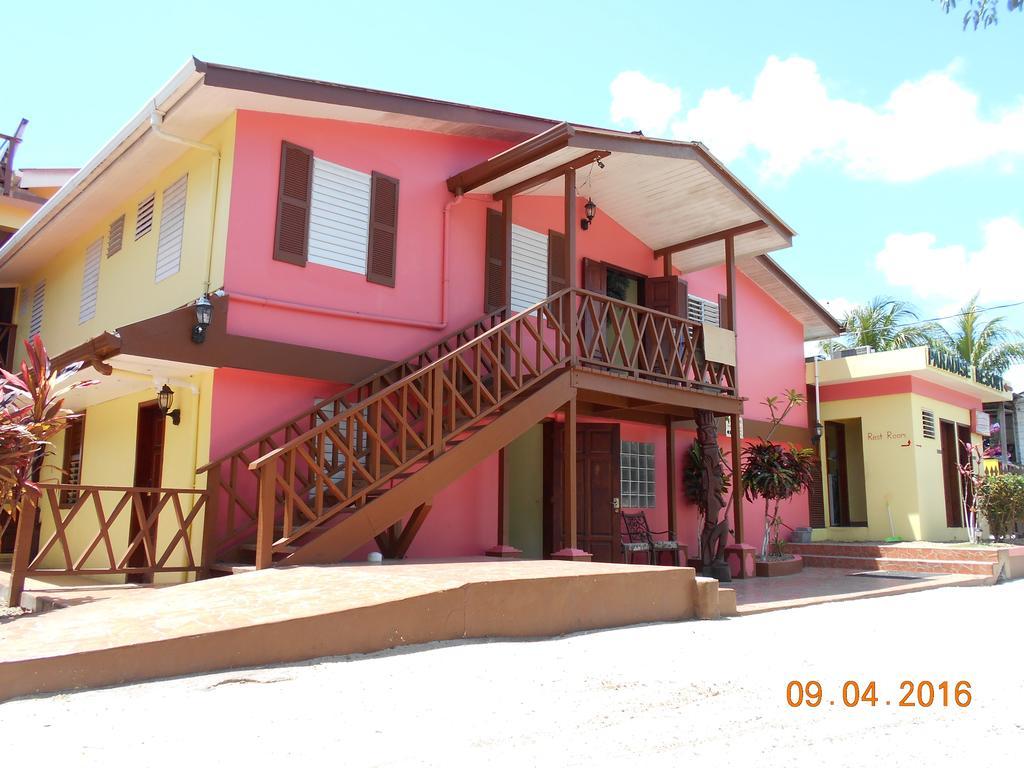 Alan'S Paradise Hotel Placencia 외부 사진